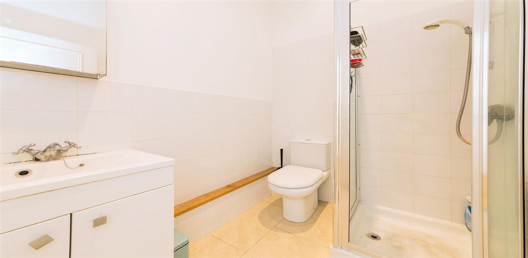 Modern Apartment Oxford Road, Kilburn